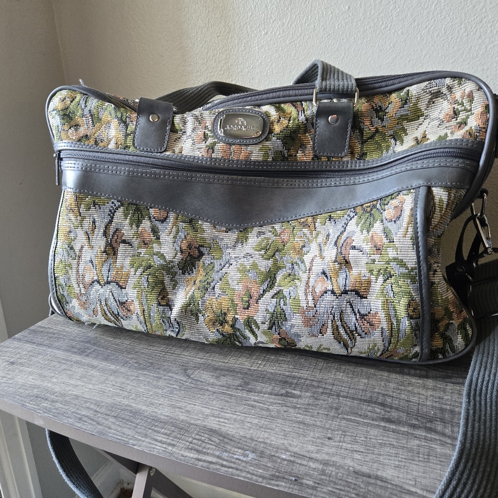Large Vintage Jordache Floral Tapestry Duffel Bag Carry-on Overnight Travel 80s - Picture 6 of 16